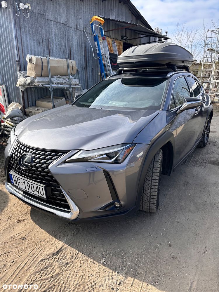 Lexus UX - 1