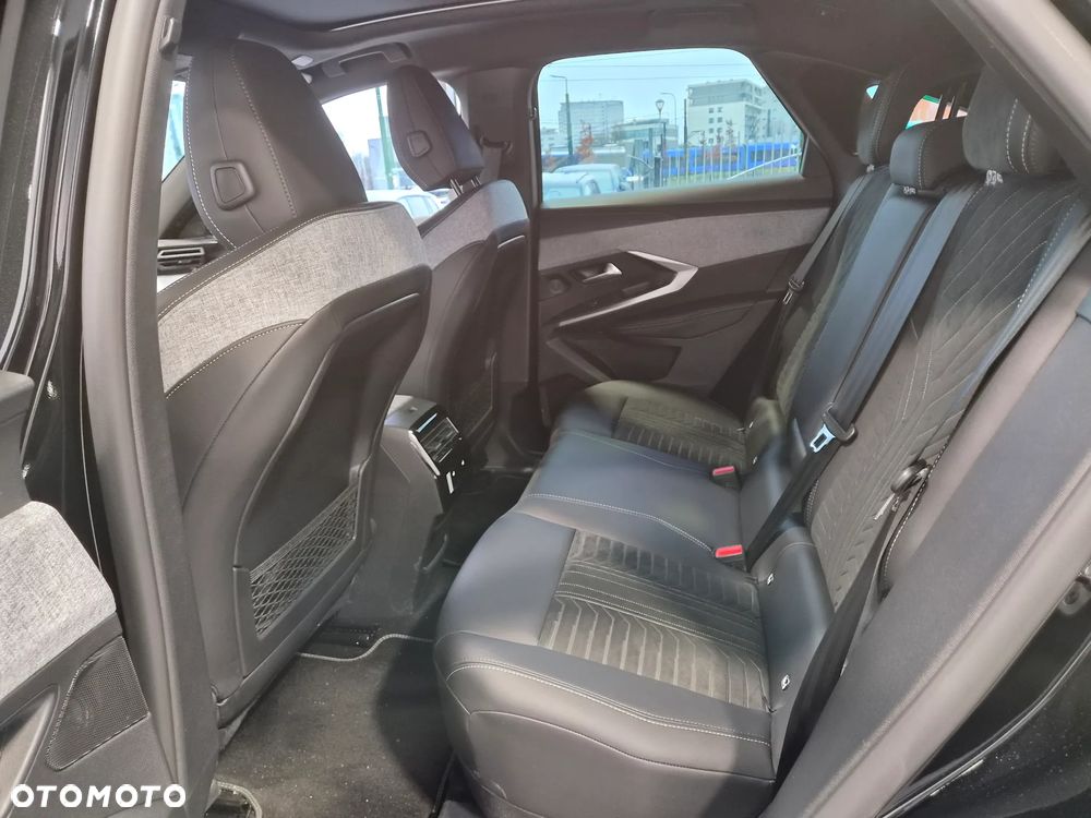 Peugeot 3008 1.6 PHEV 195 GT E-DCS7 - 11