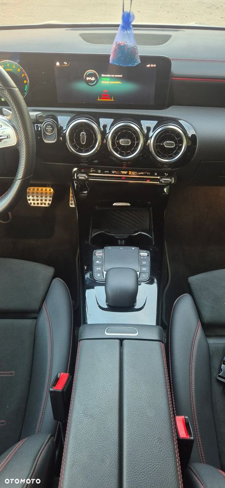 Mercedes-Benz CLA 250 e 8G-DCT AMG Line - 20