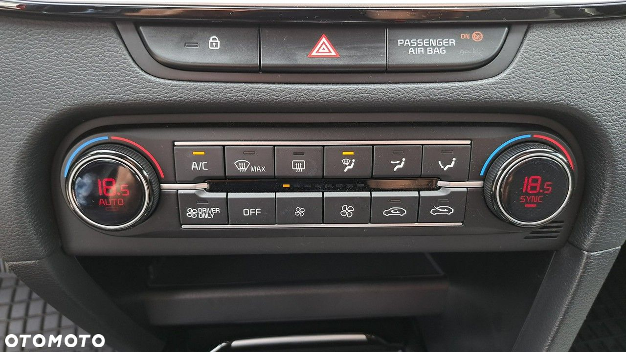 Kia XCeed - 23
