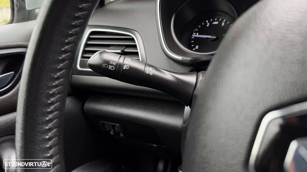 Renault Mégane Sport Tourer 1.5 dCi Zen ECO - 12