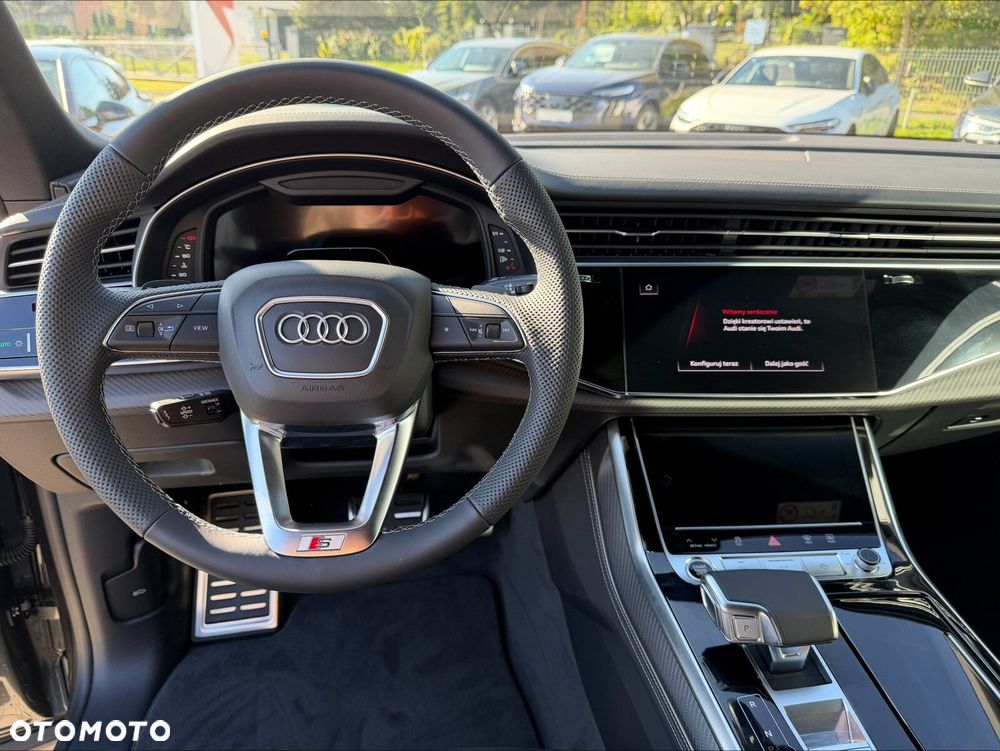 Audi Q8 - 19