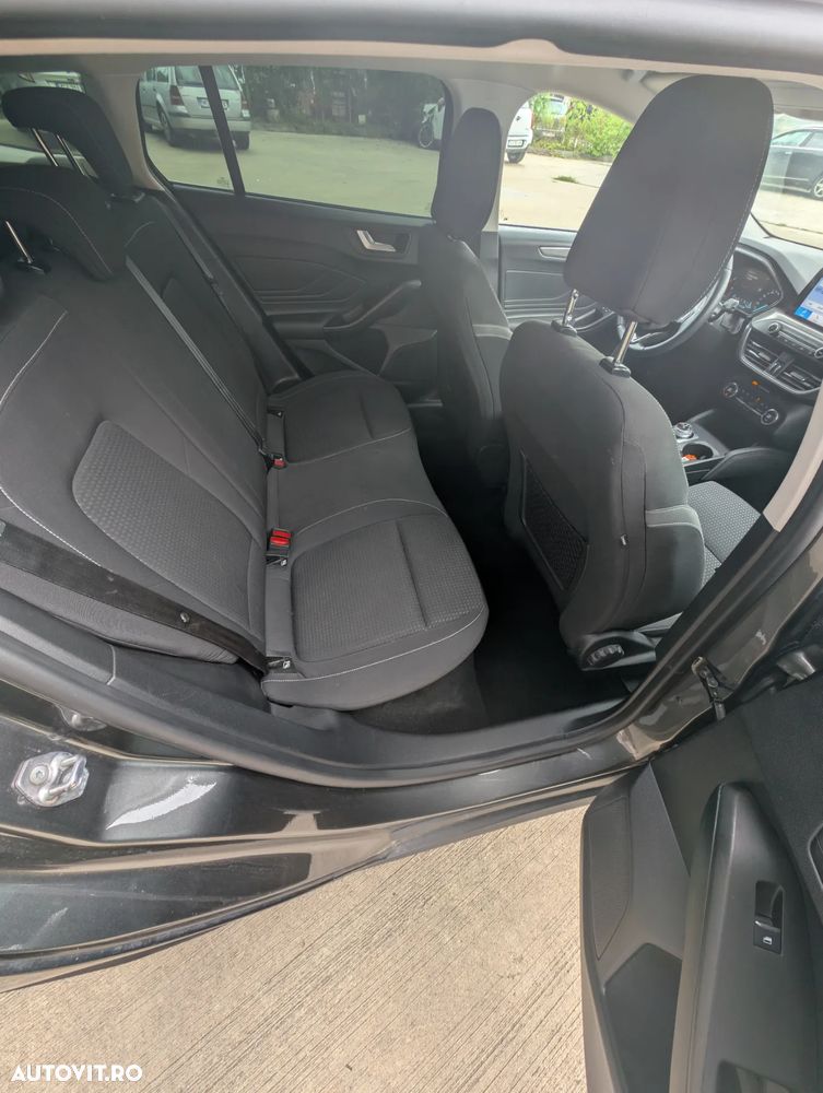 Ford Focus 1.5 EcoBlue Connected - 8