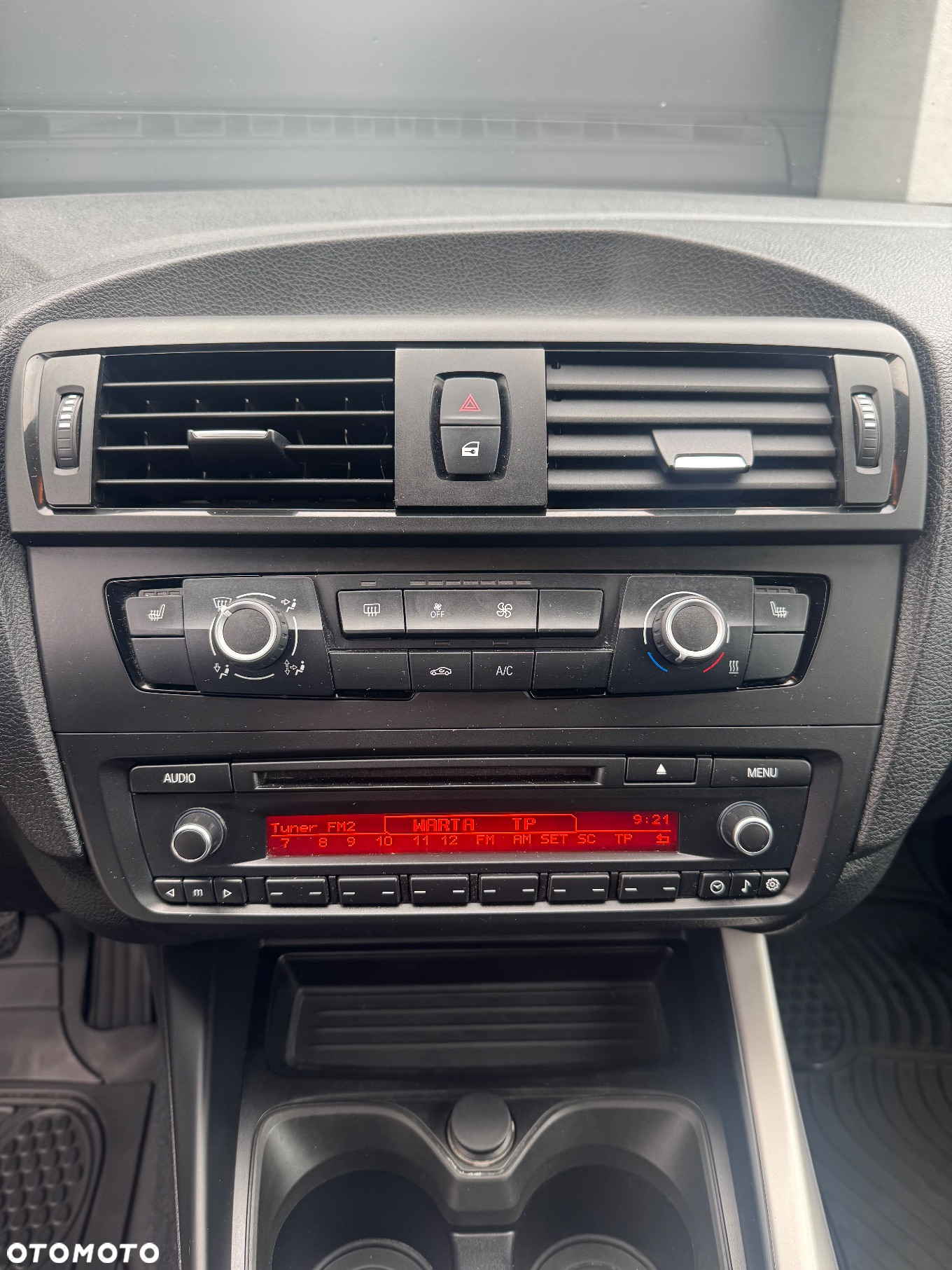 BMW Seria 1 114i - 10