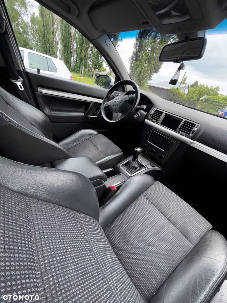 Opel Vectra 1.9 CDTI DPF Cosmo Plus - 5