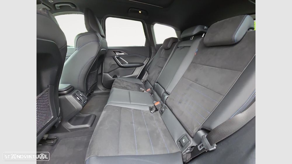 BMW ix1 xDrive30 Pack Desportivo M - 14