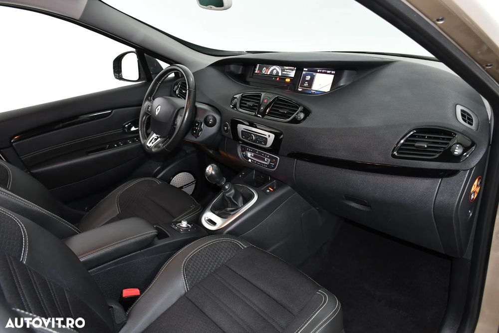 Renault Scenic TCe 130 Bose Edition - 10