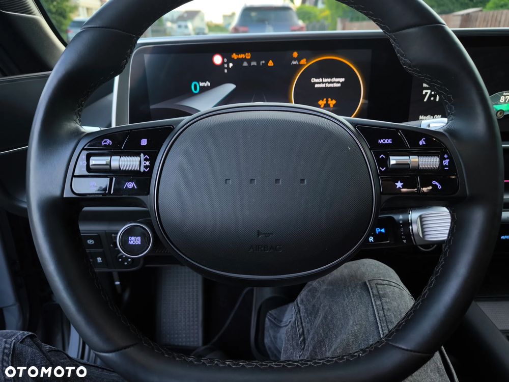 Hyundai IONIQ 6 77,4 kWh Uniq - 8