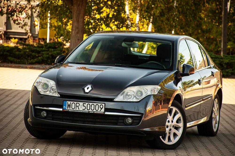 Renault Laguna - 1