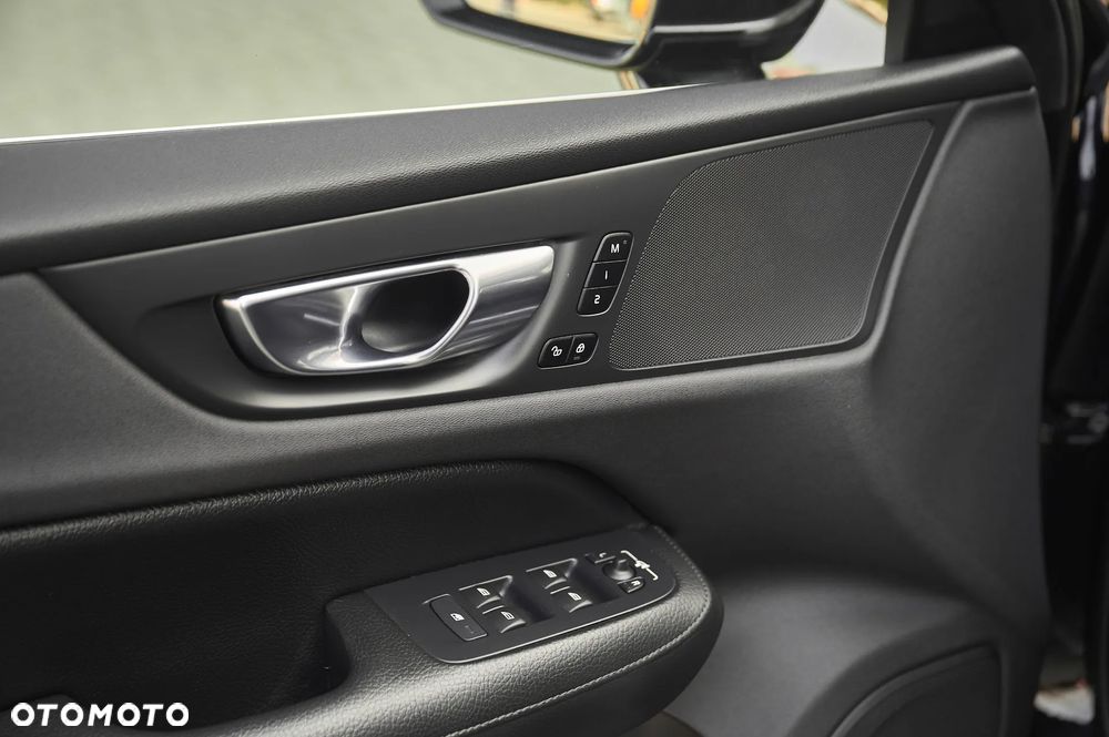 Volvo S60 T4 Inscription - 34