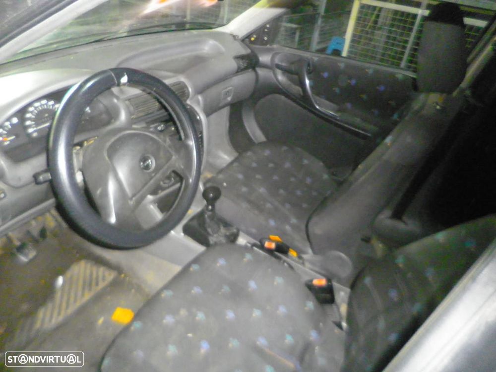 Carro MOT: ??? OPEL ASTRA F  1992 1.7D 57CV 5P CINZA DIESEL - 5