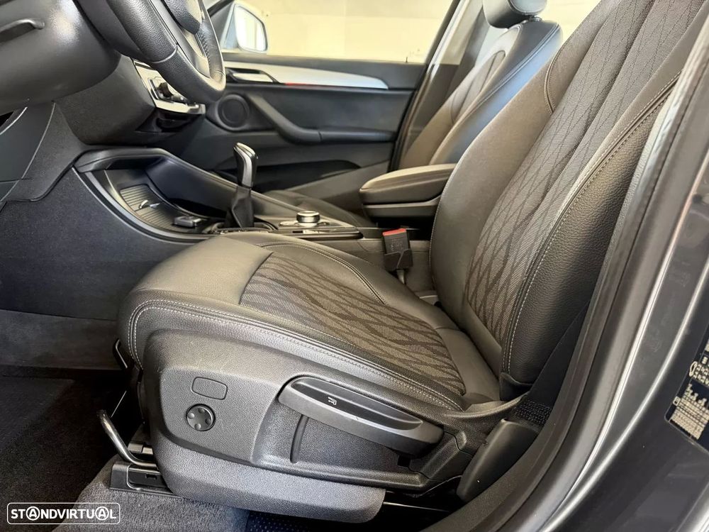 BMW X1 16 d sDrive Line xLine - 26