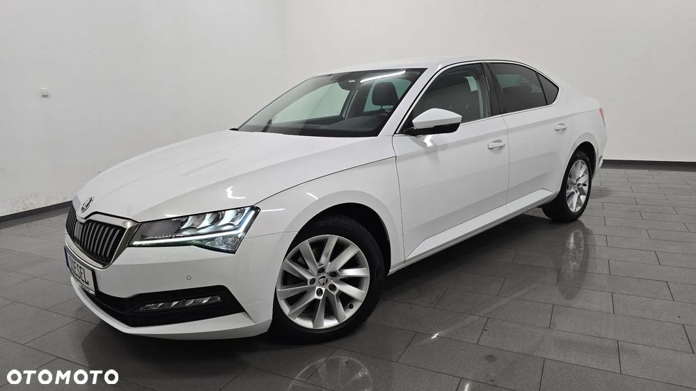 Skoda Superb 2.0 TDI SCR Style DSG - 2