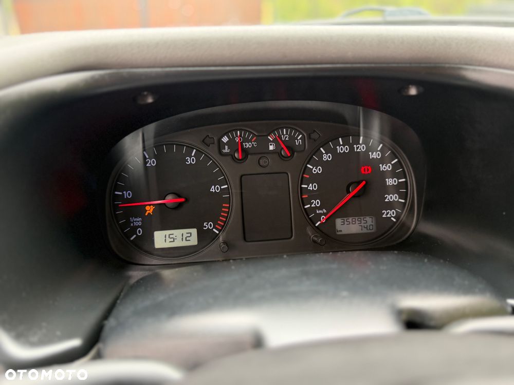 Volkswagen Transporter - 14
