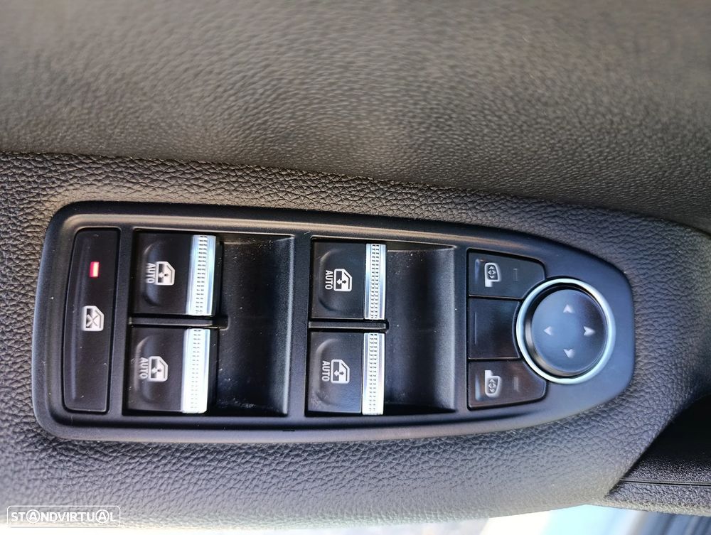 Renault Captur 1.0 TCe Techno - 19