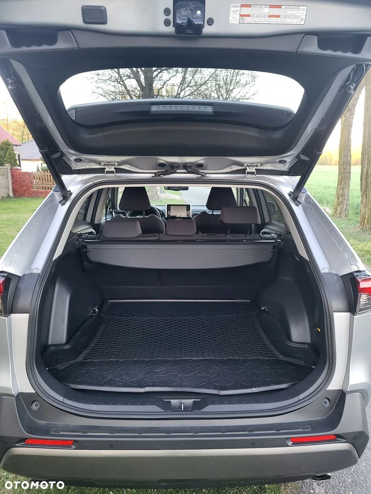 Toyota RAV4 - 7
