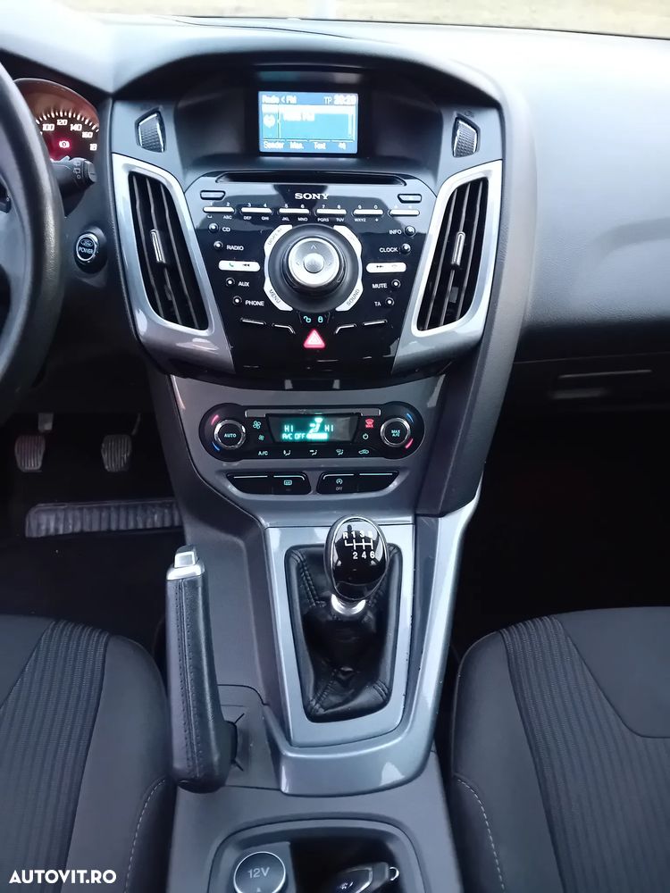 Ford Focus 1.0 EcoBoost Start Stop Titanium - 6