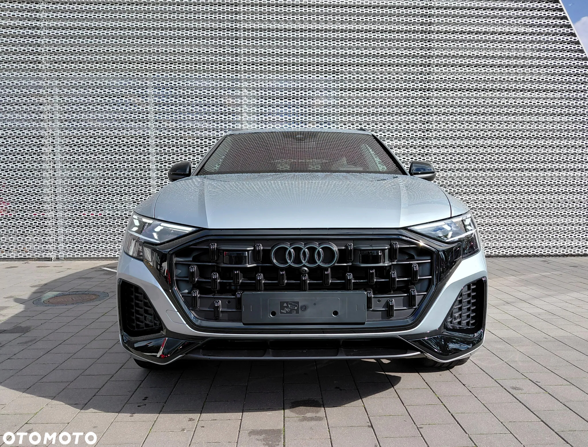 Audi Q8 - 8