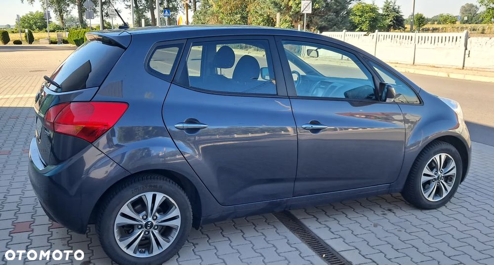 Kia Venga 1.6 CRDi 128 UEFA EURO 2016 - 7