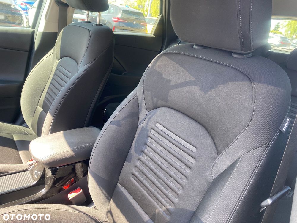 Hyundai i30 1.5 T-GDI 48V Smart DCT - 24