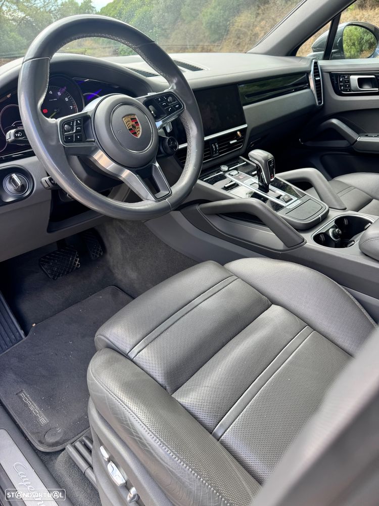 Porsche Cayenne Coupé - 16