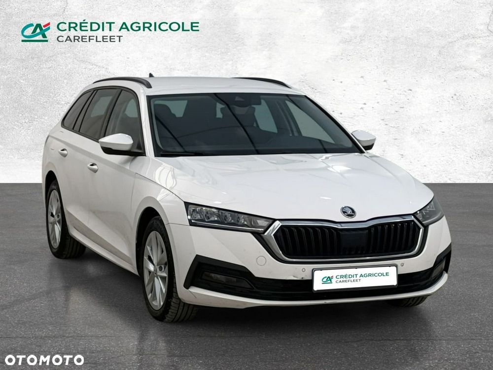 Skoda Octavia 2023 photo 3