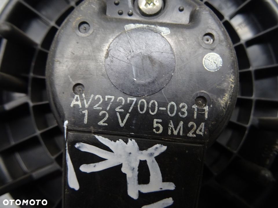 SUZUKI SWIFT V MK7 10-12 1.2B DMUCHAWA WENTYLATOR AV272700-0311 - 4