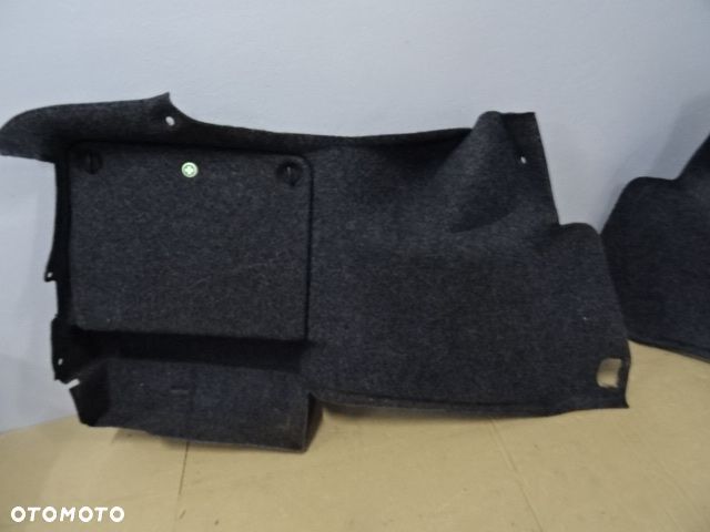 BOCZKI BAGAŻNIKA SKODA SUPERB SEDAN 01-06 NR56 - 2