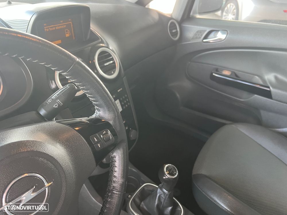 Opel Corsa 1.2 Cosmo - 13