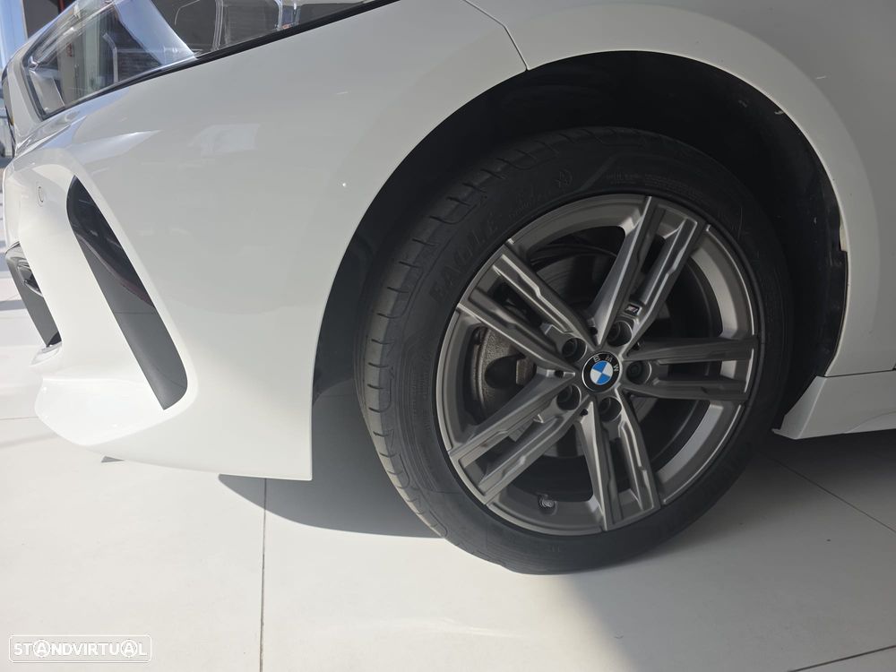 BMW 116 d Pack Desportivo M Auto - 8