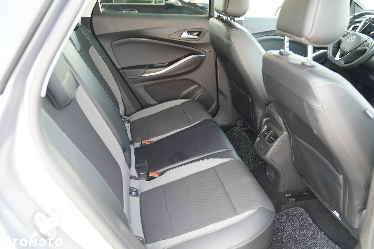 Opel Grandland X - 22