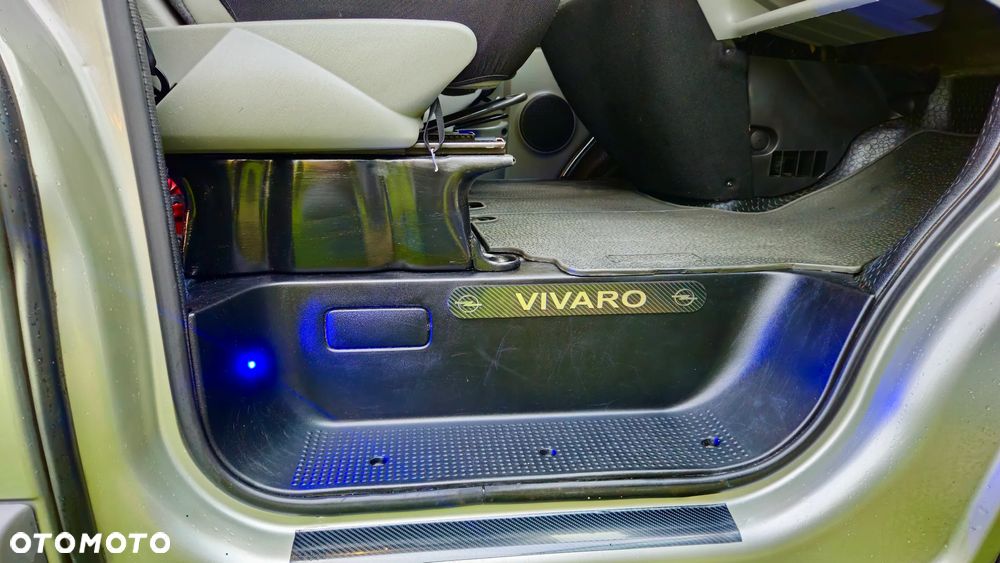 Opel Vivaro L2H1 2.9t - 16
