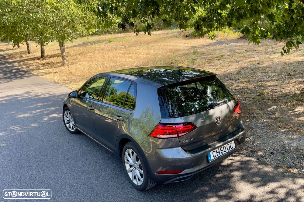 VW Golf 1.6 TDI Confortline DSG - 7