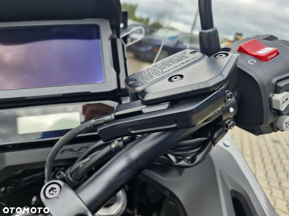 Honda NT - 9