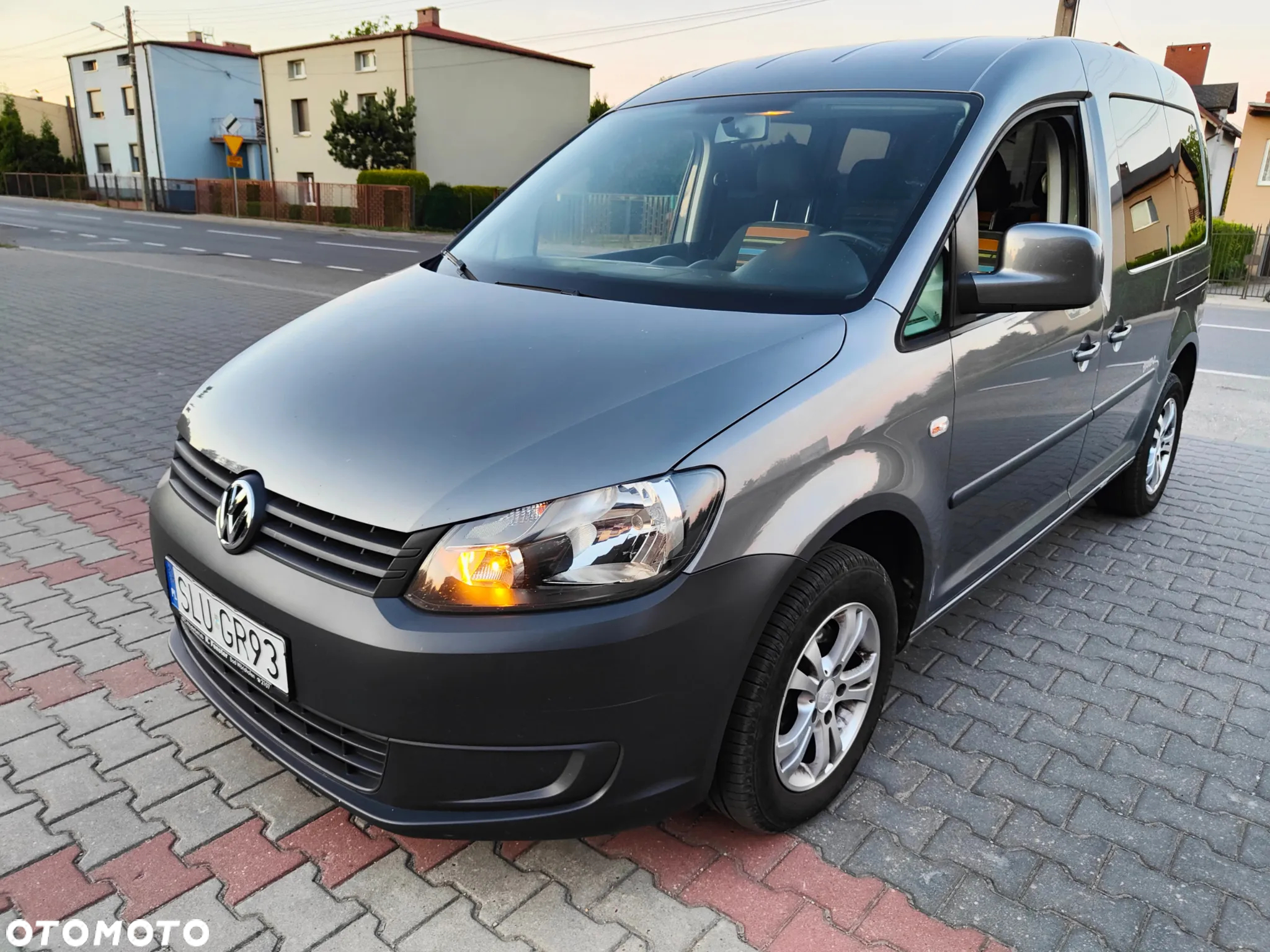 Volkswagen Caddy - 2