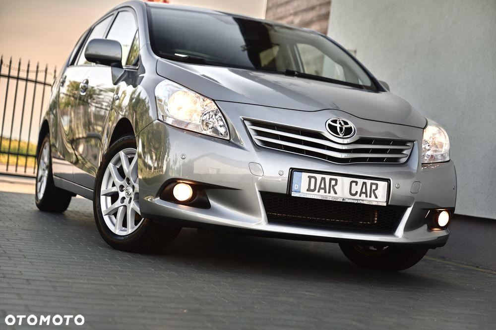 Toyota Verso 1.8 7-Sitzer Skyview Edition - 16