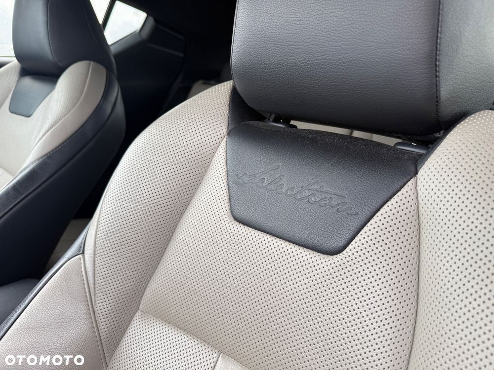 Toyota C-HR 1.8 Hybrid Selection - 22