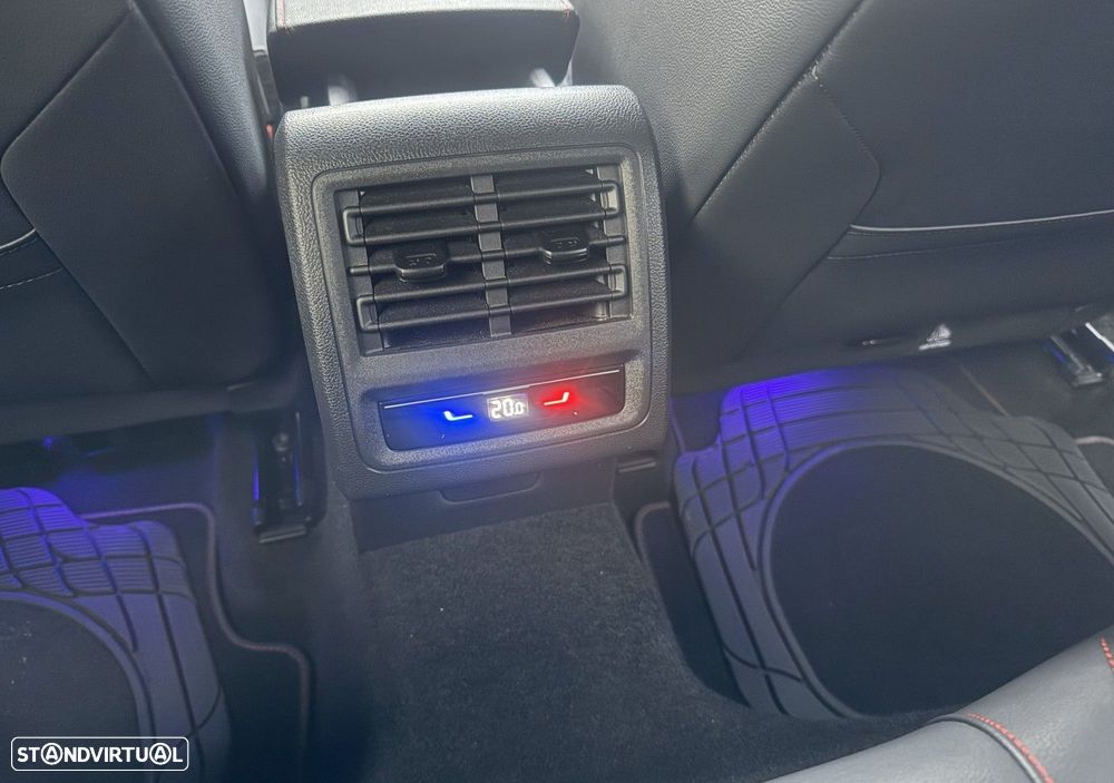 VW Golf 2.0 TSI GTI Clubsport DSG - 12