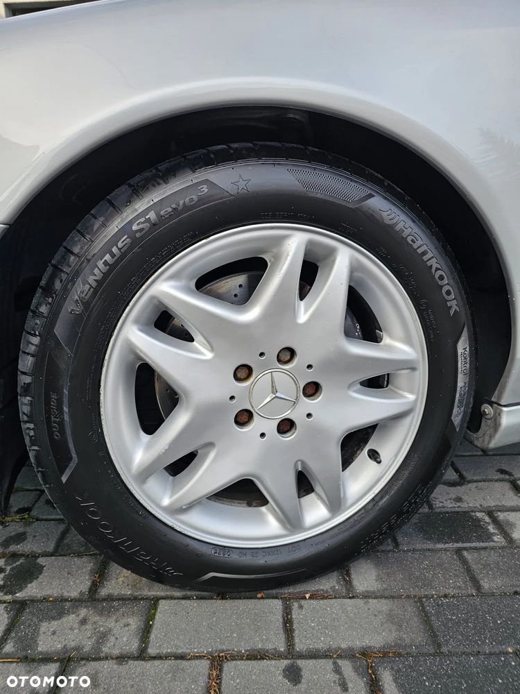 Mercedes-Benz CL 500 - 8