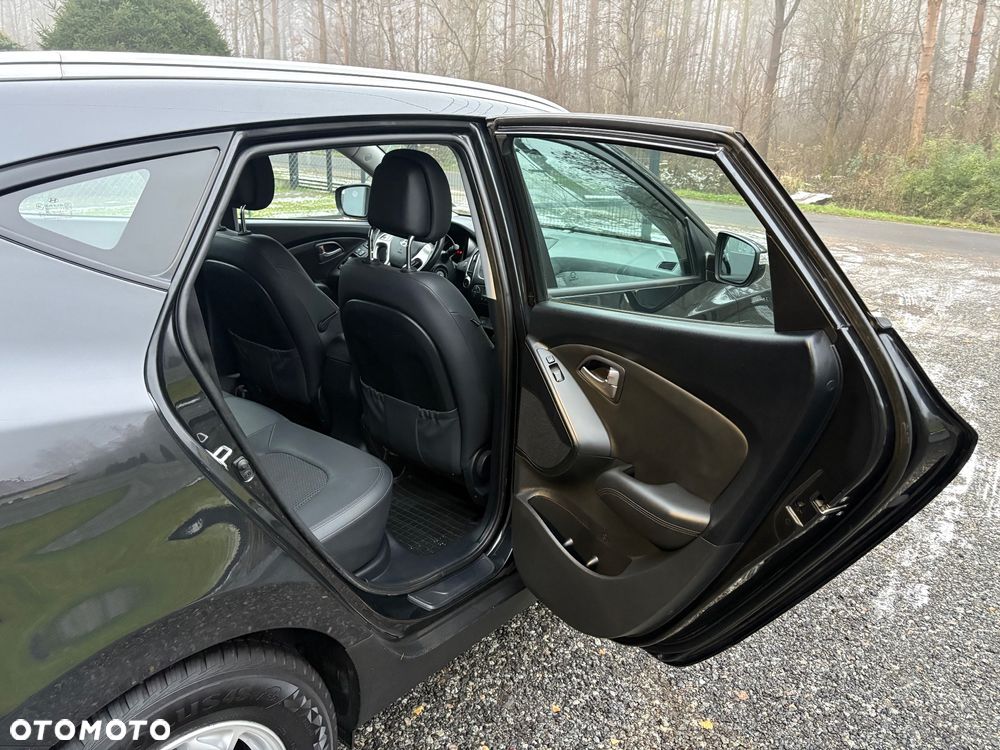 Hyundai ix35 2.0 Premium 2WD - 19