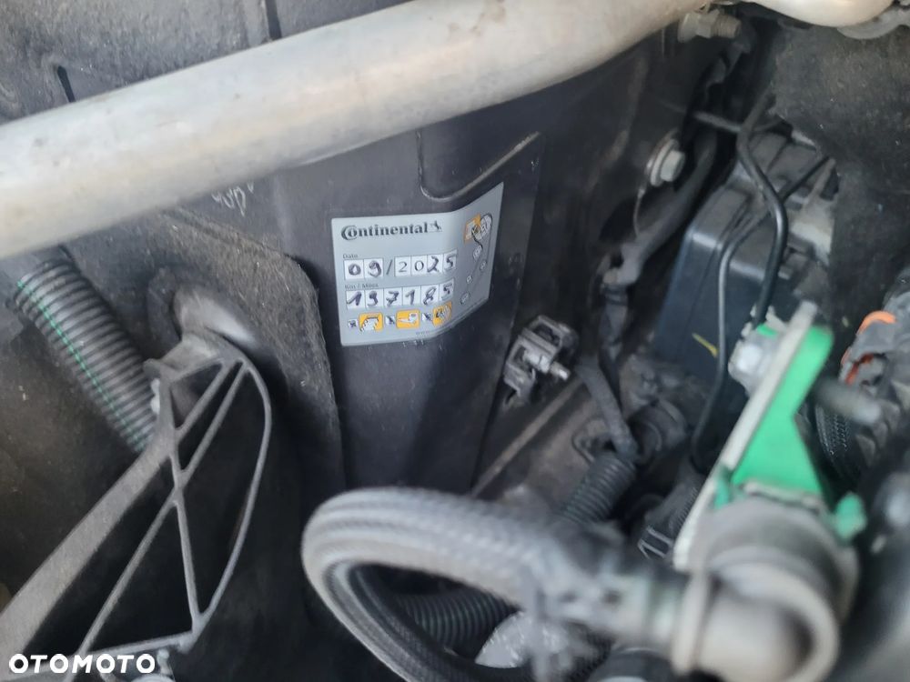 Peugeot 5008 e-HDI FAP 115 EGS6 Stop&Start Active - 17