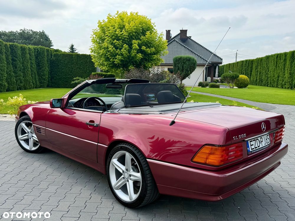 Mercedes-Benz SL - 25