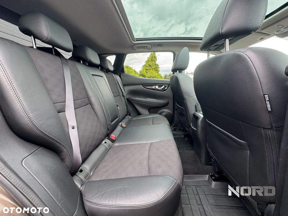 Nissan Qashqai 1.2 DIG-T Tekna EU6 - 14