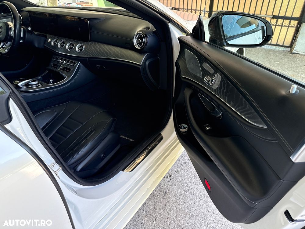 Mercedes-Benz CLS - 13