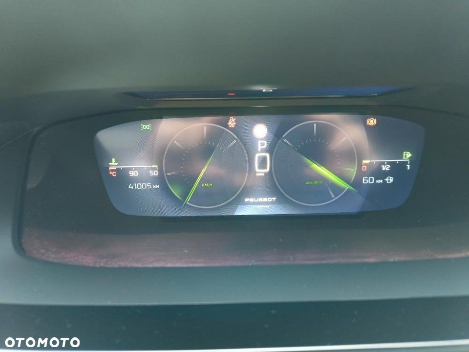 Peugeot 408 - 15