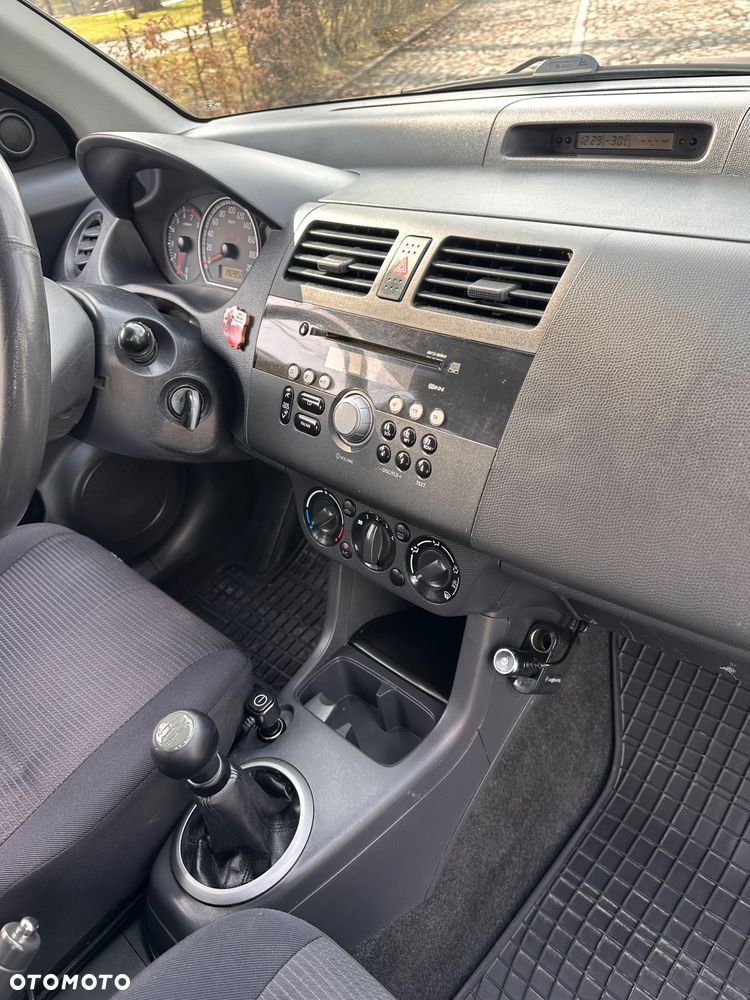 Suzuki Swift 1.2 4x4 Club - 20