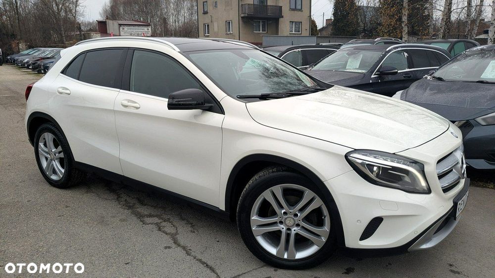 Mercedes-Benz GLA - 7
