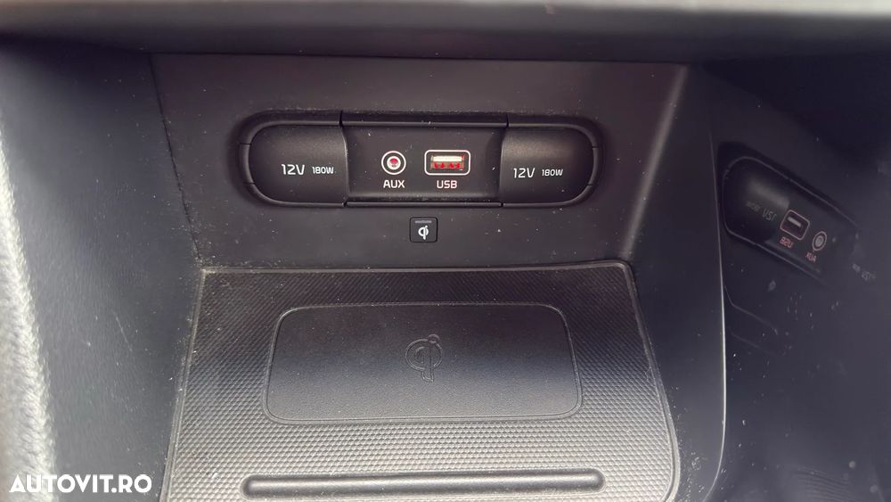 Kia Niro - 26