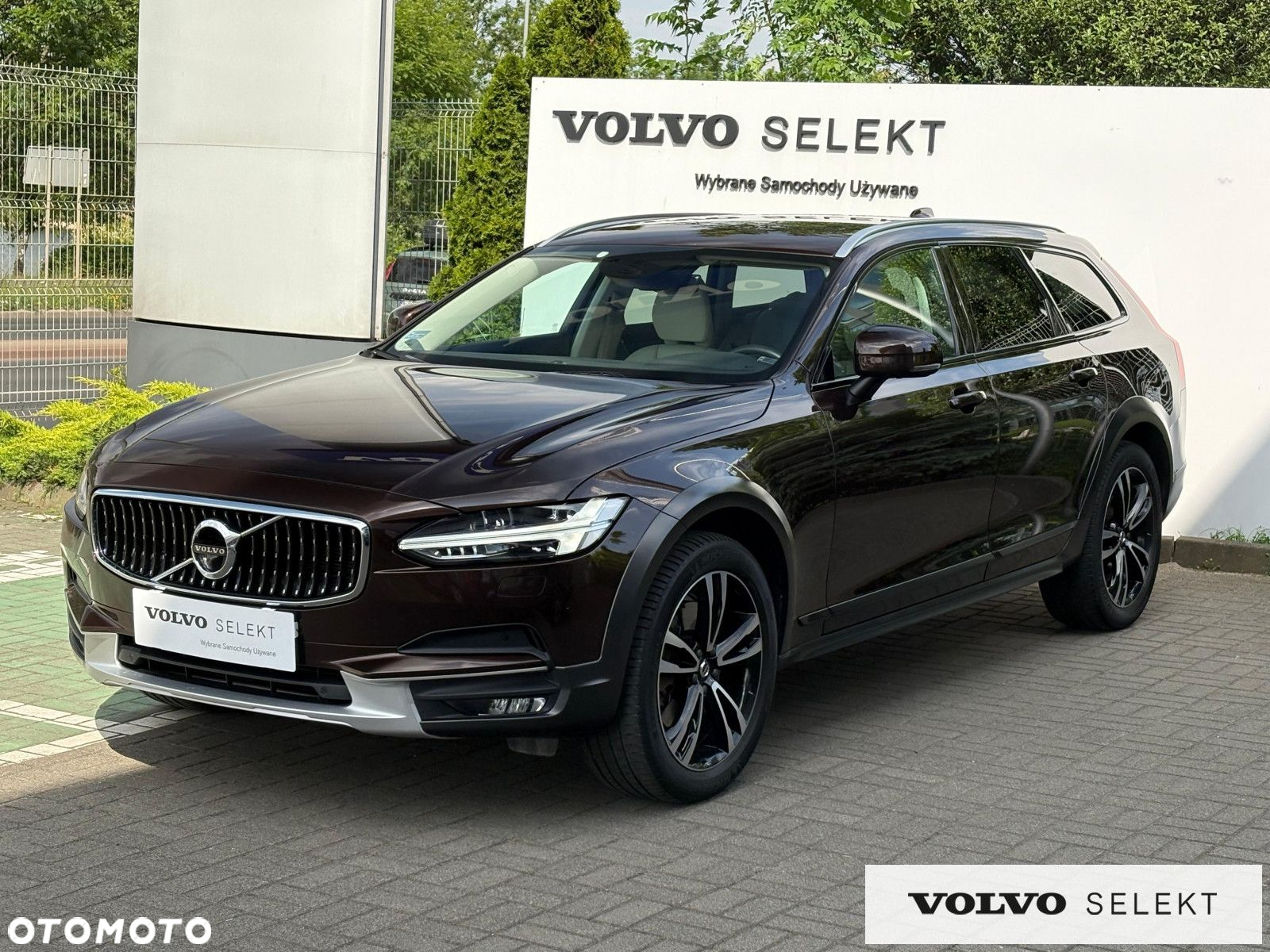 Volvo V90 Cross Country - 5