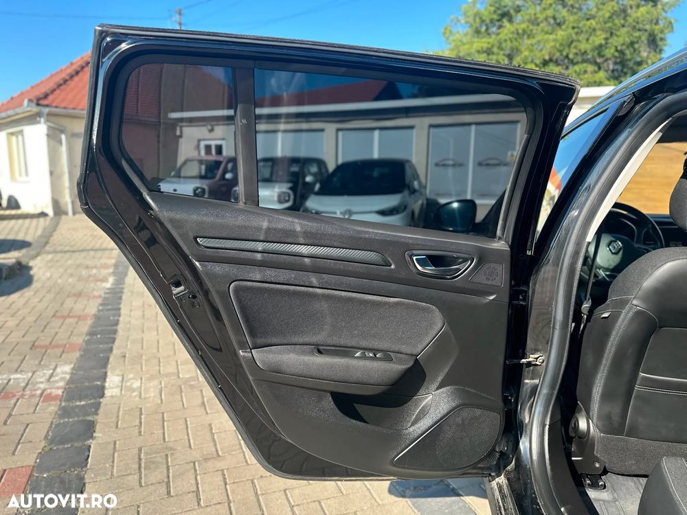 Renault Megane ENERGY TCe 130 EDC INTENS - 40
